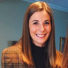 Alessandra Mohr's Instagram, Twitter & Facebook