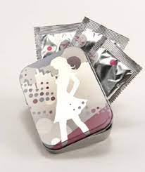 Kondome stylisch aufbewahren! | BRAVO