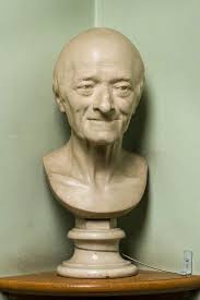 Keep Smiling: Happy Sculpture