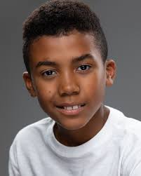 Amari Burton's Instagram, Twitter & Facebook