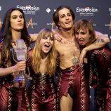 Y es que a pesar de que, los grandes favoritos como francia y suiza se mantuvieron a la cabeza durante las votaciones, fue finalmente la puntuación del televoto la que elevó a italia desde la cuarta hasta la primera posición. Los Guinos De Suiza Y Francia A La Docuserie De Rocio Carrasco En Eurovision 2021 Bekia Actualidad