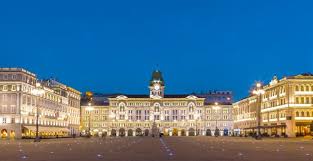 Io ho seguito questo itinerario in due mezze giornate (un pomeriggio e una mattina). Trieste Cosa Vedere A Trieste