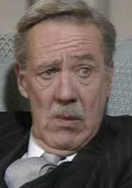 Yes, Prime Minister 1.8 One of Us' (1986)