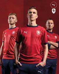 ✅ produkty z kategorie fotbalové dresy vám přivezeme domů, nebo si nákup můžete vyzvednout v. Cervena A Modra Nove Dresy Reprezentace Cti Barvami Tradici Reprezentace Fotbal Cz
