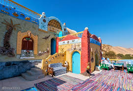 بعد ذلك، بدأت الرموز البريدية. Ù‚Ø±ÙŠØ© ØºØ±Ø¨ Ø³Ù‡ÙŠÙ„ Ø±Ø­Ù„Ø© Ø§Ù„Ø¹Ù…Ø± Sky Gates