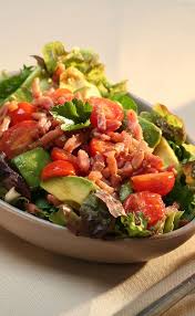 Salade D Avocat Et Lardons Salade D Avocat Recette Salade Recette Salade Avocat