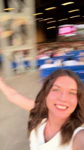 WELCOME TO THE SHOW🤩❤️ WE LOVE YOU @Niall Horan !!!! #niallhoran #theshow  #fyp #stlouis #stl #theshowliveontour #onedirection #1d @camrynfode @L