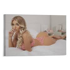 Amazon.com: Mikayla Demaiter Sexy Art Canvas Wall Art - Celebrity Portrait,  Aesthetic Poster for Bedroom & Living Room Decor - 24x16inch (60x40cm)  Frame-st: Posters & Prints