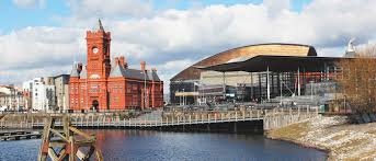 Faz fronteira com a inglaterra a leste, com o mar da irlanda ao norte e a oeste, e com o canal de bristol ao sul. Conoce Cardiff La Capital De Gales