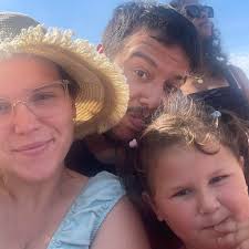 Are there any reptile owners with experience caring for reptiles?