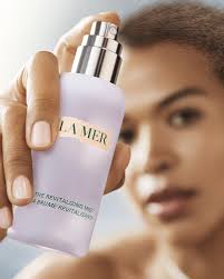 The Revitalizing Mist | Hydrating Face Mist | La Mer