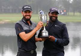 Also known as merritt troy, t merritt. Troy Merritt S Caddie Wayne Birch Over The Moon With Barbasol Championship Win Caddie Networkgroupgroup