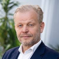 50+ "Walter Baumgartner" profiles