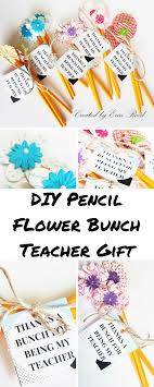 Wish your teachers happy teacher's day with a lovely flower bouquet. Erin Reed Makes Diy Pencil Flower Bouquet Teacher Gifts With Free Printable