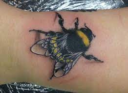 Look At This Adorable Bee Tattoo Bumble Bee Tattoo Bee Tattoo Body Art Tattoos