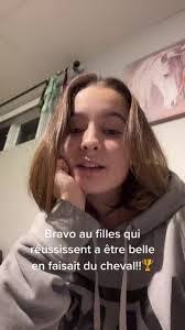 Kim Macomber's Instagram, Twitter & Facebook