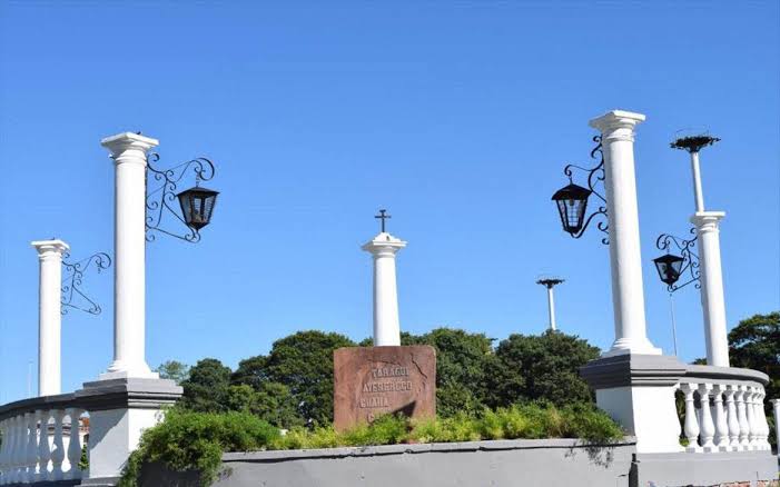 Paseo Arazaty