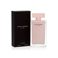His creations are designed to celebrate their beauty and sensuality, to set off their body. Narciso Rodriguez For Her Femme Woman Eau De Parfum Vaporisateur Spray 1er Pack 1 X 100 Ml Narciso Rodriguez Amazon De Beauty