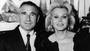 Prinz frédéric von anhalts lebensabend ist abgesichert das vermögen belaufe sich auf rund 20 millionen euro, berichtete das blatt. Zsa Zsa Gabor Dead Aged 99 Photo The Armidale Express Armidale Nsw