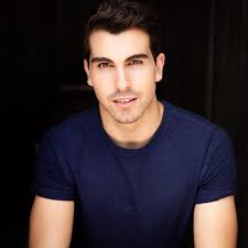 Claire's pop up petit cabaret presents Daniel Assetta (1)