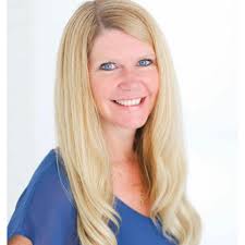 Kay MacIntyre, Realtor