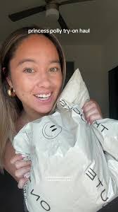 Kian White's Instagram, Twitter & Facebook