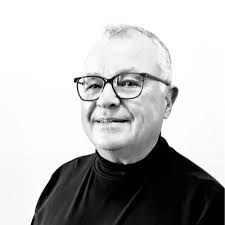 India vs China: Can India Replace China in Manufacturing?