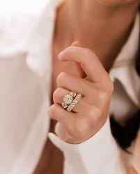 Very Into The Chunky Stacks The Lovely Monroe 3 39 With The Felicia 2 39 Band Tap To Beautiful Engagement Rings Victor Barbone Jewelry Band Engagement Ring