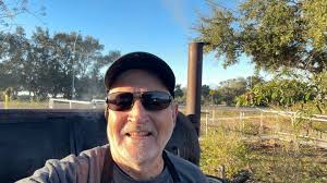 Live Music, good Food & Pick-Your-Own Flowers 🍻 🌸 Weekend Fun:  Pick-your-own zinnias and sunflowers (few blooms left) all weekend long. 🎶  This Week's Music & Eats Lineup: Thursday, Sept 11 🎵