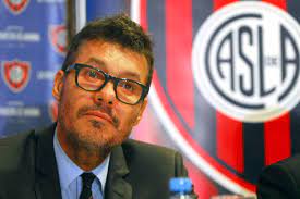 Tinelli indicó que el primer objetivo que tendrá será el de construir el estadio papa francisco san lorenzo tiene un gran plantel y un gran cuerpo técnico. Se Decidio Tinelli Luego De La Renuncia De Dabove San Lorenzo Va Por Un Simbolo De Boca El Intransigente
