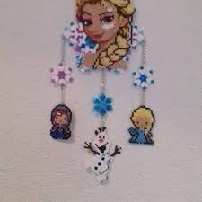 Vous pouvez aussi acheter des perles à repasser pailletées. Dreamcatcher Reines Des Neiges En Perles A Repasser 25 Rocknlovemade Reinesdesneiges Frozen Perlerbeads H Art Perle Perle Hama Modele Motifs Perles Hama