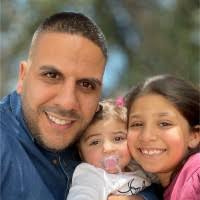 Abdayem”님의 프로필 100+