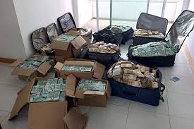 Resultado de imagem para GEDDEL E LÚCIO SÃO DENUNCIADOS POR LAVAGEM DE DINHEIRO E ASSOCIAÇÃO CRIMINOSA: charges