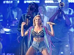 Самые новые твиты от helene fischer (@_helene_fischer): Helene Fischer Fullt Das Berliner Olympiastadion