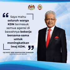 Datuk seri hamzah zainuddin, the domestic trade, coopertives and consumerism minister (kpdnkk) has said that proton will not be affected by tun dr mahathir mohamad's resignation from the company as its chairman. O Xrhsths Imigresen Malaysia Sto Twitter Saya Mahu Seluruh Warga Kdn Termasuk Semua Agensi Dibawahnya Bekerja Bersama Sama Untuk Meningkatkan Imej Kdn Yb Dato Seri Hamzah Bin Zainudin Menteri Dalam Negeri Https T Co Mxk3wl1omu