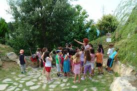 Δες σε χάρτη τη διεύθυνση: Parko Deinosayrwn Nouvelle Ta Kalokairina Tmhmata Pygolampides