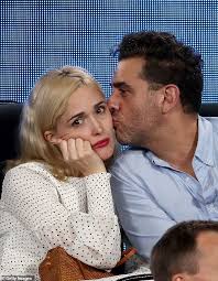 4% movie 43 (2013) birthday: Rose Byrne Nennt Ihren Langjahrigen Partner Bobby Cannavale In Einem Interview Ihren Ehemann Aktuelle Boulevard Nachrichten Und Fotogalerien Zu Stars Sternchen