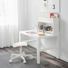 مكاتب وطاولات كومبيوتر Ikea