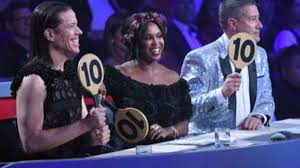 Wieder eine von 100000 die schwanger ist. Let S Dance Motsi Mabuse Wird In Der Jury Durch Diesen Star Ersetzt Oana Nechiti Stars