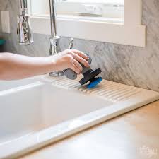 Porcelain can be such a beautiful white addition to your bathroom or kitchen. How To Clean A White Farmhouse Sink With Diy Magic Cleaner The Diy Mommy