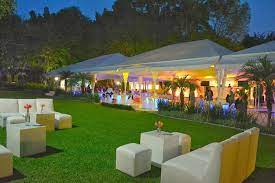 Solo Salas Sin Sombrillas Salon De Fiestas Jardin Fiesta Lounge Jardin De Eventos