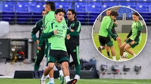 Gilberto Mora se luce y deja pagando a Álvaro Fidalgo durante entrenamiento del Tri | VIDEO