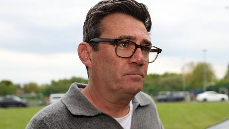 Analysis: Andy Burnham's route back to Commons is clearer - but can he win  in Makerfield? - BBC News