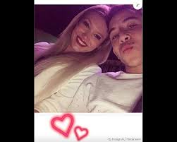 Montaine aurait craqué pour maxime lopez, milieu de terrain au sein de l'olympique de marseille, âgé de seulement 19 ans. Montaine Et Maxime Lopez Amoureux Mars 2017 Purepeople