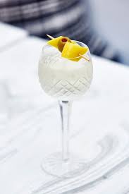 12 Pineapple Juice Cocktails You Ll Want To Serve Year Round Cocktail Recipes Fresh Cocktail Recipes Summer Cocktail Recipes