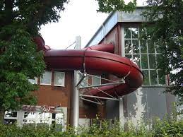 Zu feiertagen oder ferienzeiten kann es zu abweichenden offnungszeiten kommen. Tuberides Hallenbad Sterkrade Oberhausen