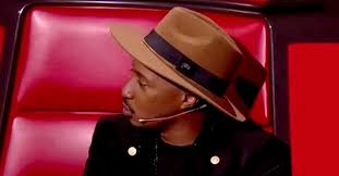 D'ailleurs, si une femme se reconnaît derrière ce visage, nous lui conseillons vivement de contacter la rédaction, nous lui indiquerons volontiers la marche à suivre pour développer sa notoriété. Soprano A 41 Ans Son Incroyable Histoire D Amour Avec Sa Femme Alexia