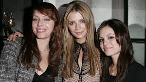 22:20 edt, 15 october 2020 | updated: Rachel Bilson And Melinda Clarke Address Mischa Barton S Perplexing Claims About The Oc Nbc Los Angeles
