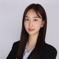 Ellie Chung's Instagram, Twitter & Facebook