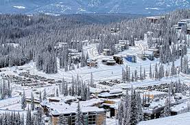 The town is home to the winter carnival started in 1961 and now the largest such winter. Kristen Heard Photography Ski And Lifestyle Mountain Resort Okanagan Valley Travel Photographer